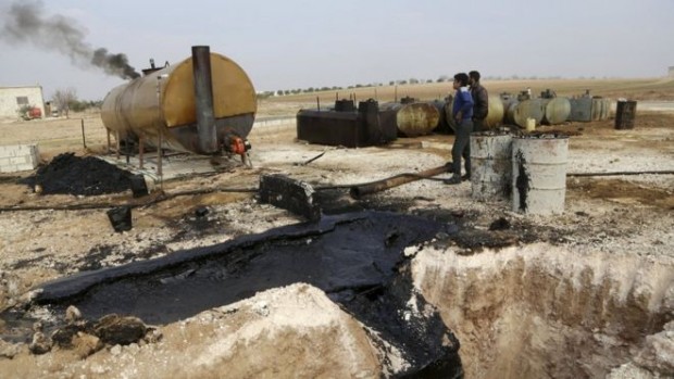 Makeshift oil refineries in Syria are obtaining crude oil from the Islamic State network