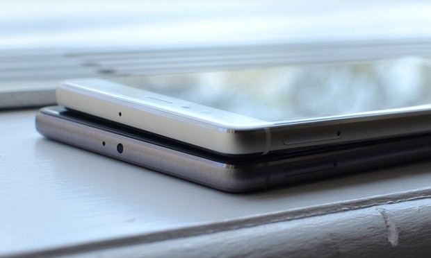 The aluminium bodies, rounded sides and thin design match rivals. The P8 Plus also has an IR blaster in the top. Photograph: Samuel Gibbs for the Guardian