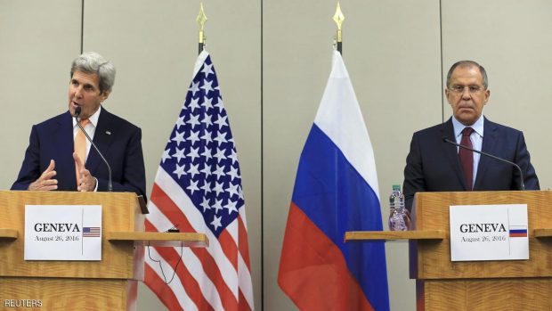 U.S. Secretary of State John Kerry (L) and Russian Foreign Minister Sergei Lavrov attend a news conference after a meeting on Syria in Geneva, Switzerland, August 26, 2016. REUTERS/Pierre Albouy