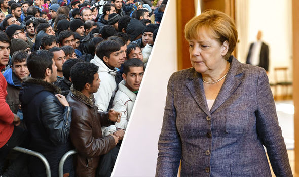 Germany expects up to 300,000 migrants to arrive this year